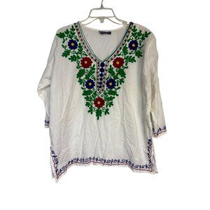 Royal Moda T-44 White Embroidered Floral Tunic Top